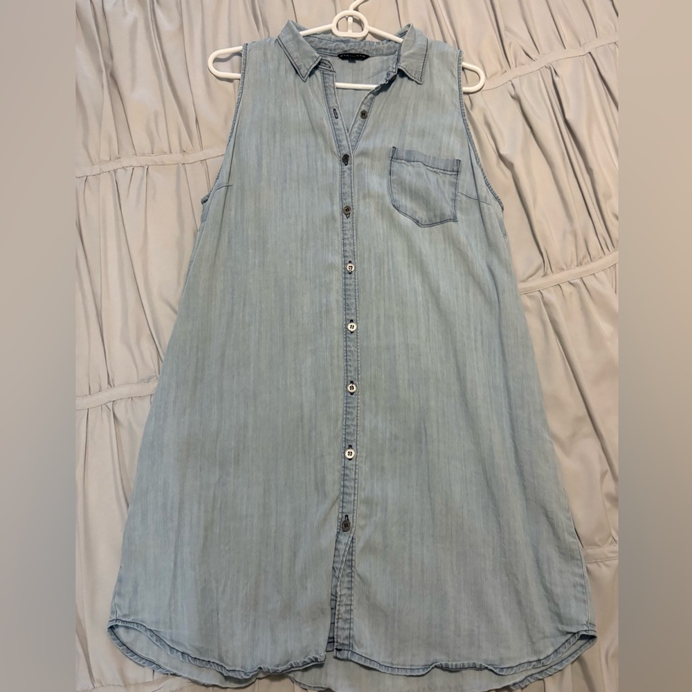 Staccato Tencel Sleeveless Chambray Denim Blue Button-Down Tunic Size Large